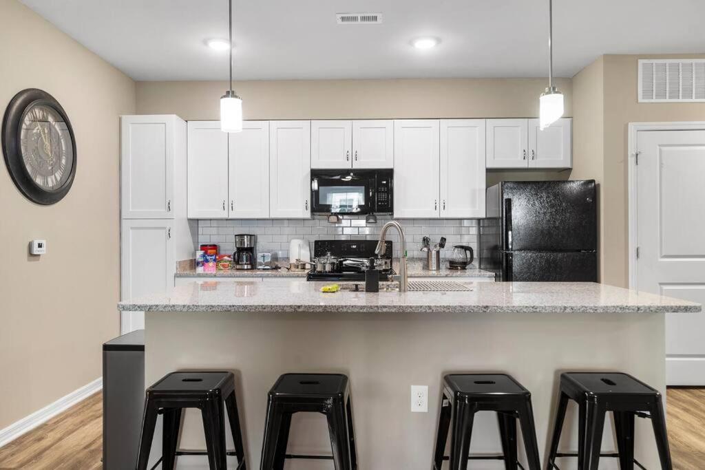 Elegant 2 Bed/2 Bath Apartment In Melbourne Fl Exteriör bild