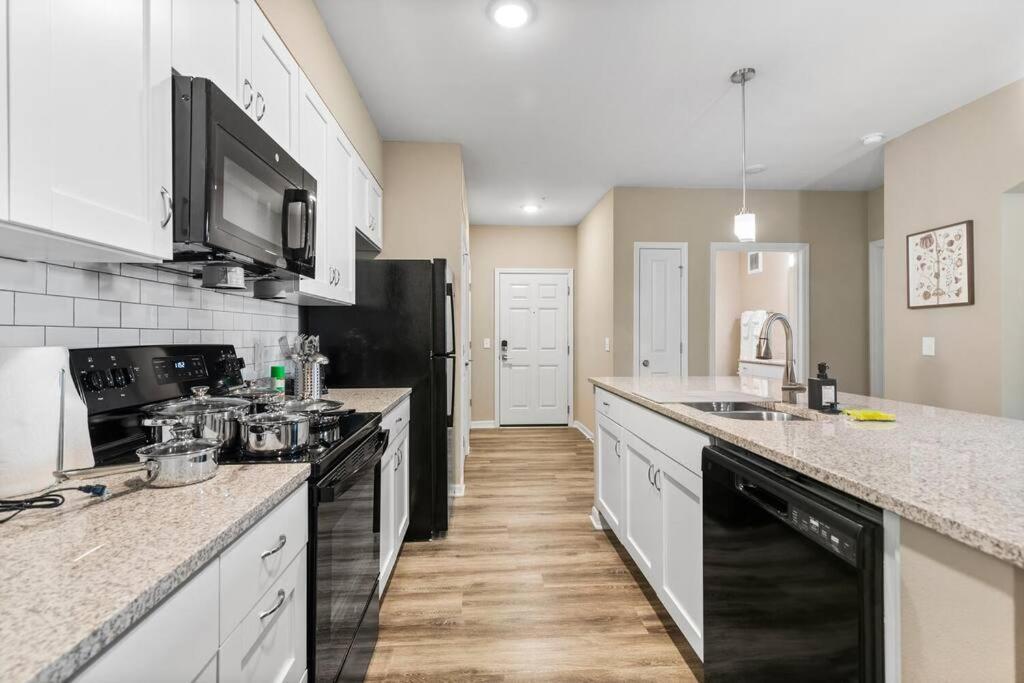Elegant 2 Bed/2 Bath Apartment In Melbourne Fl Exteriör bild