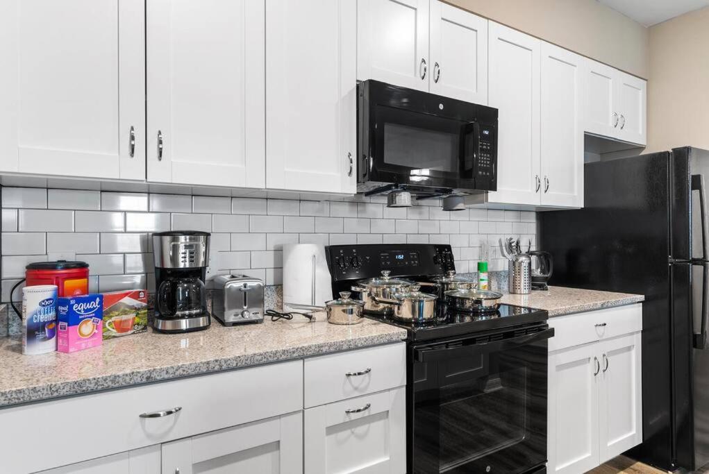 Elegant 2 Bed/2 Bath Apartment In Melbourne Fl Exteriör bild